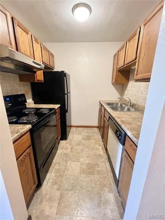 11 Pheasantwood Dr #F - Photo 6 of 9