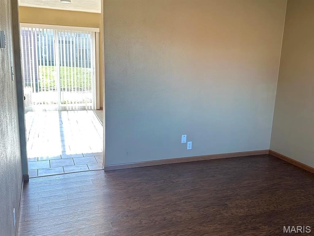 309 Biggs Dr #4 - Photo 5 of 20