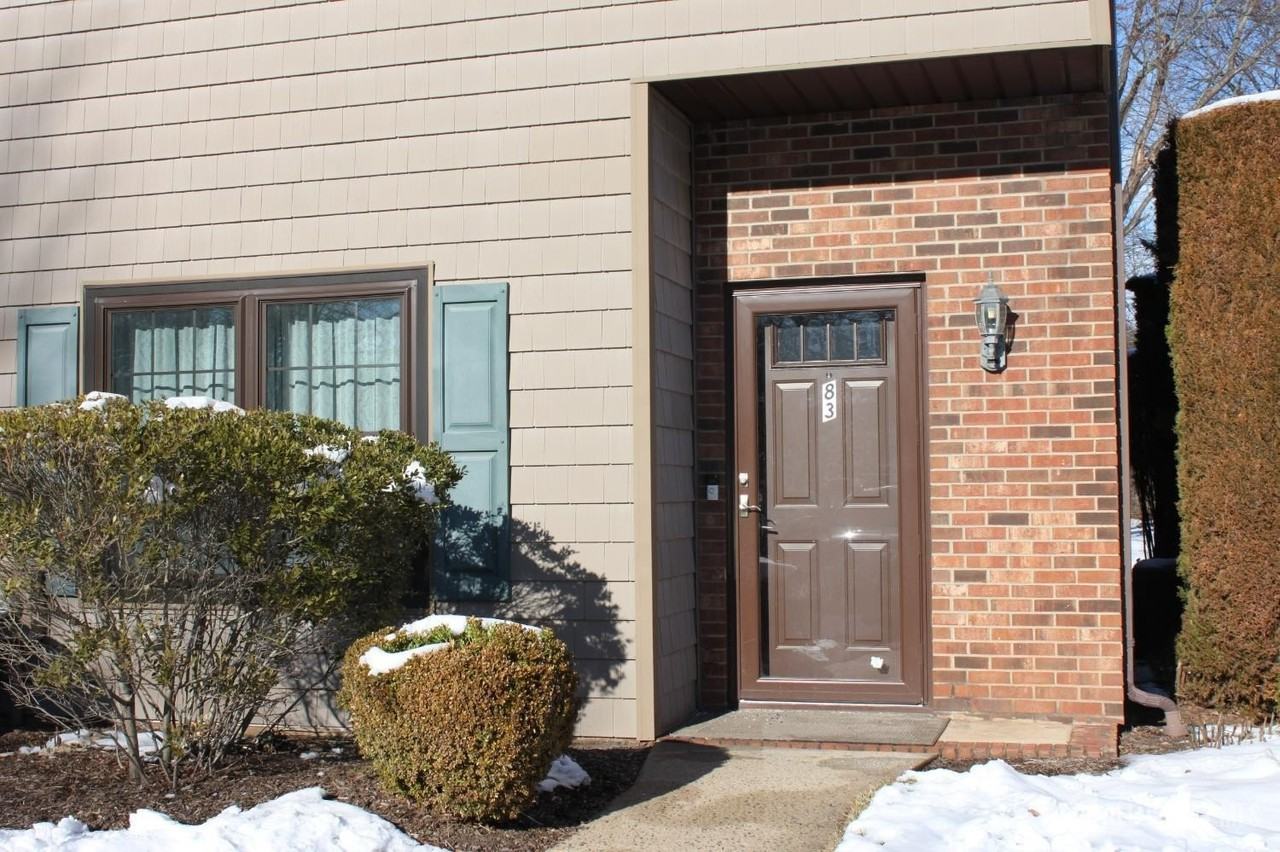 83 Pheasant Run - Photo 2 of 21