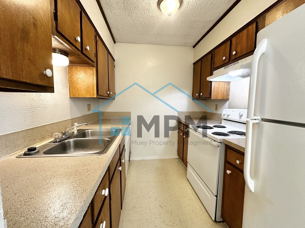 48B Colonial Dr #2 - Photo 7 of 9