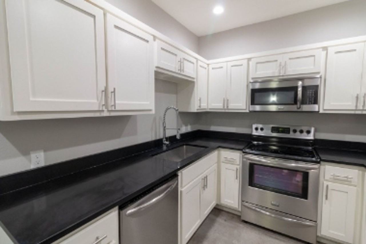 Jacobs Lofts on 1st - Photo 4 of 16