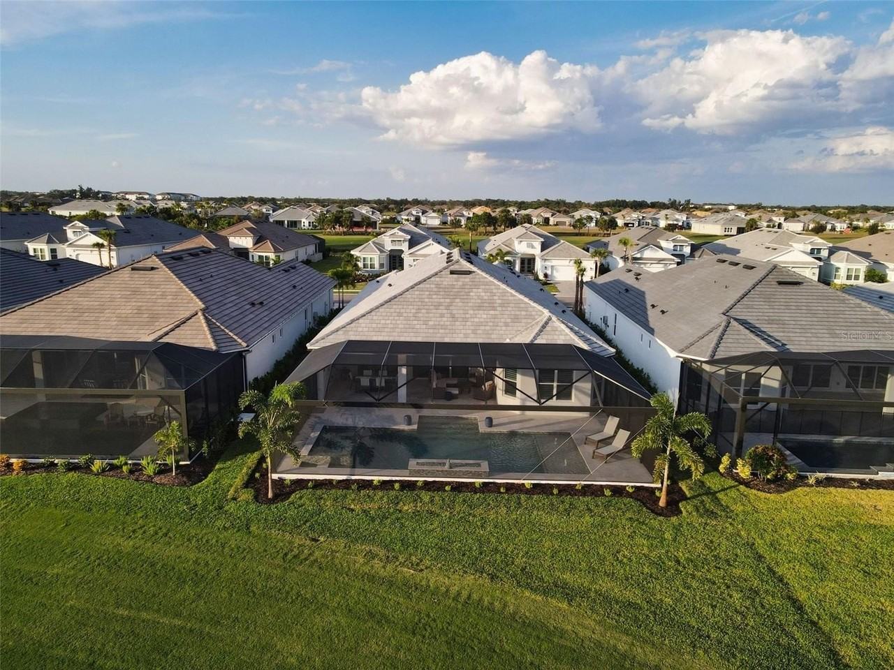 15320 San Lazzaro Ave - Photo 5 of 50