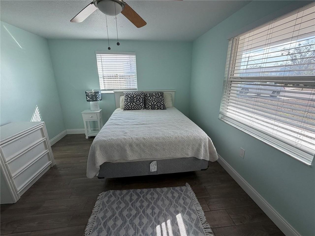 716 Ixora Ave - Photo 7 of 29