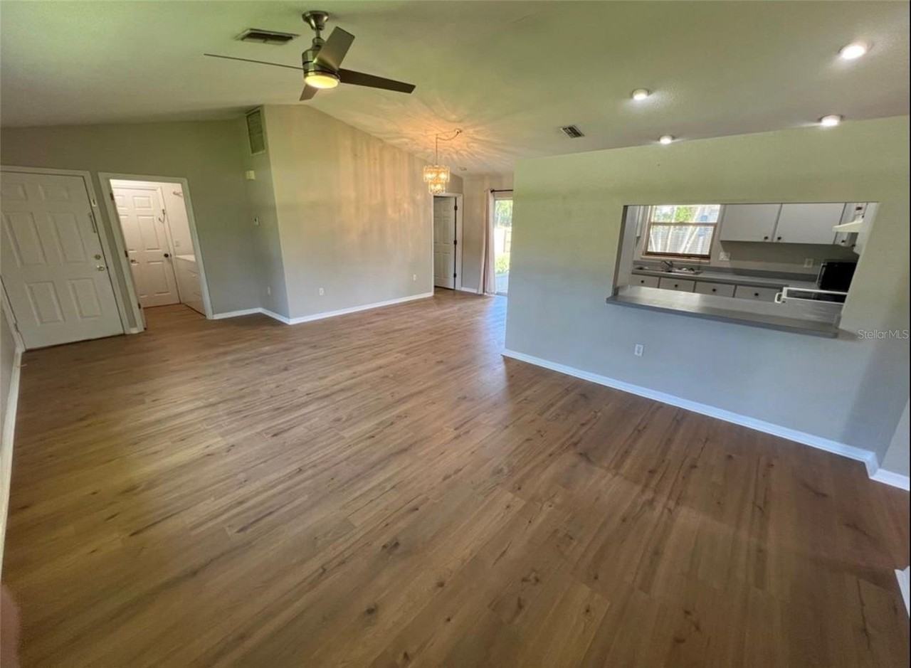 2426 Seagull Ln - Photo 5 of 22