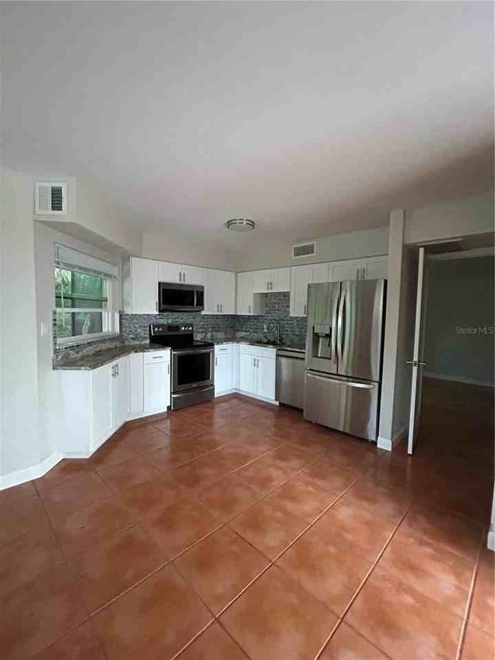 7006 Midnight Pass Rd - Photo 3 of 5