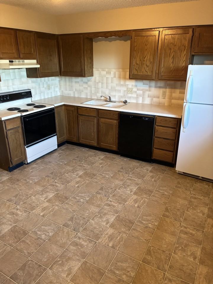 1408 E 27th Ave #1408E27thA - Photo 3 of 9