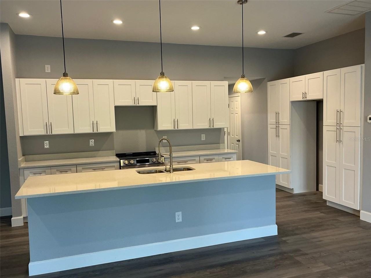 8362 Santa Cruz Dr - Photo 3 of 14