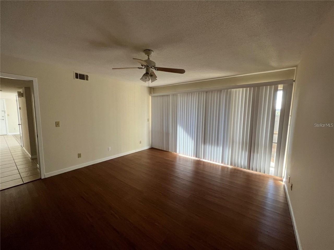 40 Club House Dr #106 - Photo 7 of 18