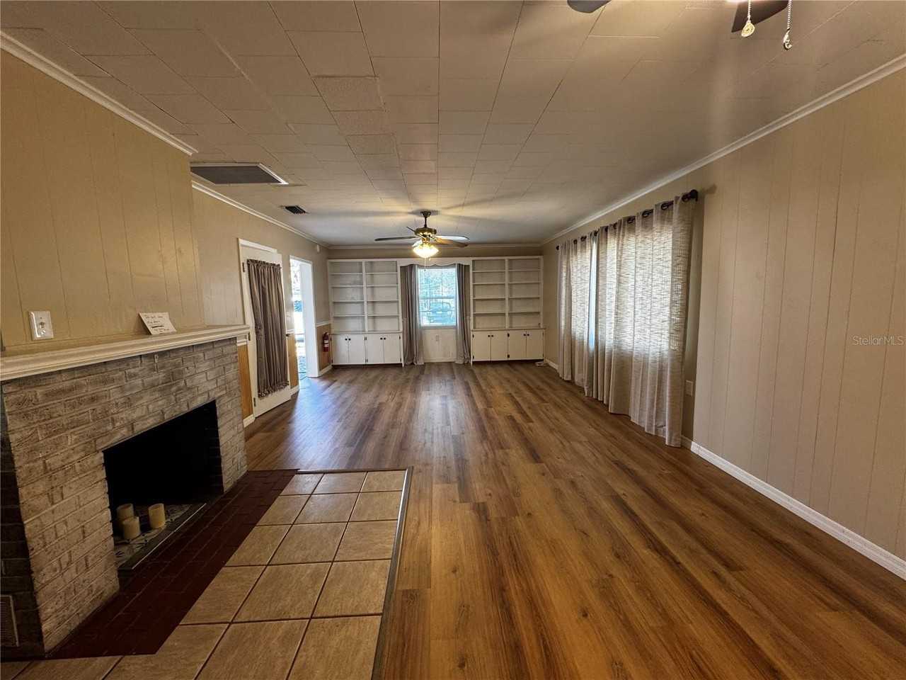 4160 Melanie Ln - Photo 2 of 10