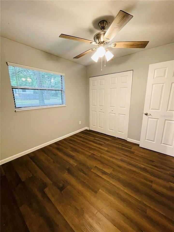 6826 Sw 52nd Ave - Photo 7 of 13