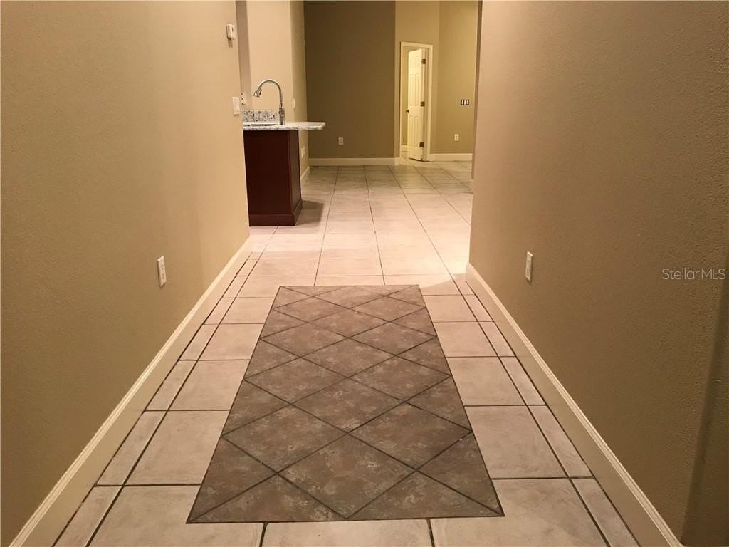 6805 Shimmering Dr - Photo 2 of 28