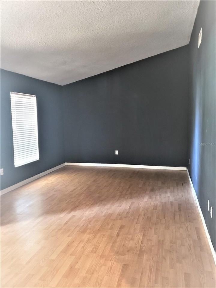 5916 May St - Photo 4 of 30