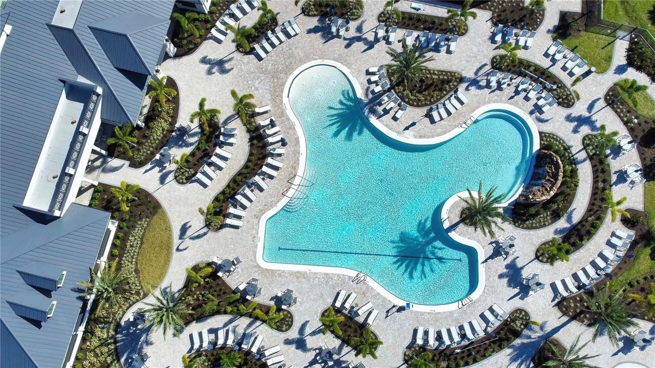 14640 Misty Pond Loop - Photo 4 of 46