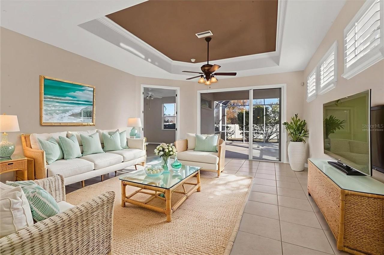 4309 Callista Ln - Photo 5 of 48