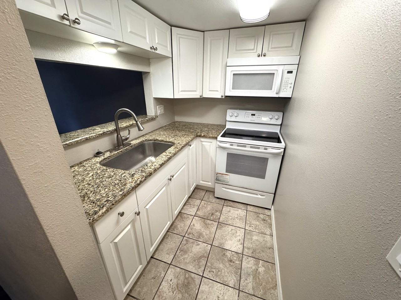 7113 E Bank Dr #7113 - Photo 2 of 16