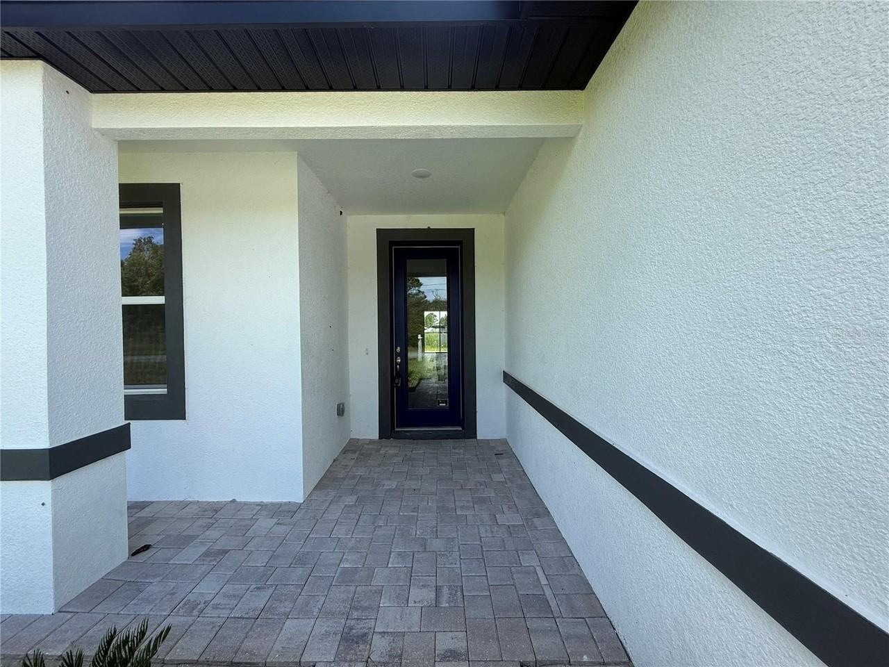 2514 W Lawrence Ct - Photo 2 of 28