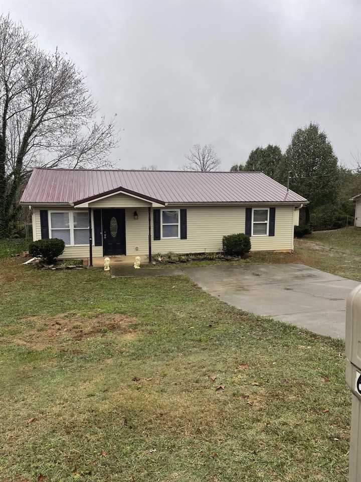 6122 Lanier Rd #1 - Photo 4 of 26