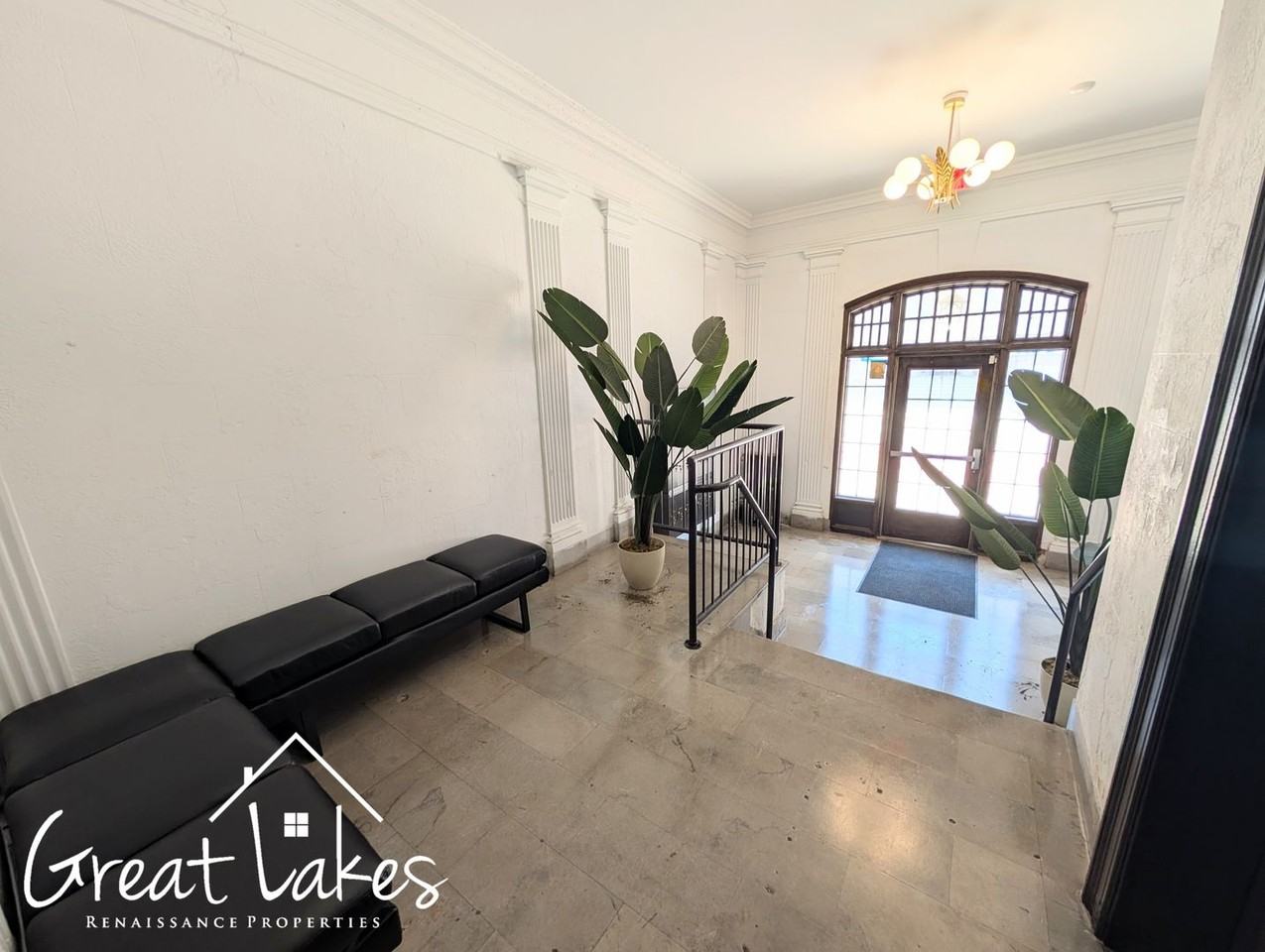3525 Cass Ave #401 - Photo 3 of 11