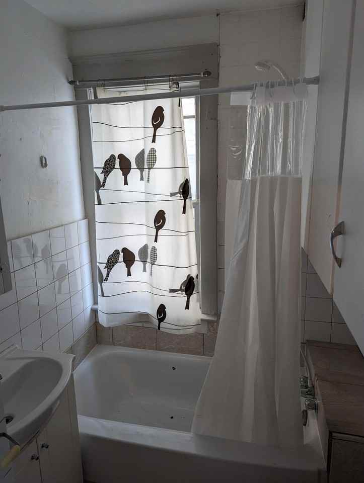 1725 Ottawa St #1 - Photo 6 of 6