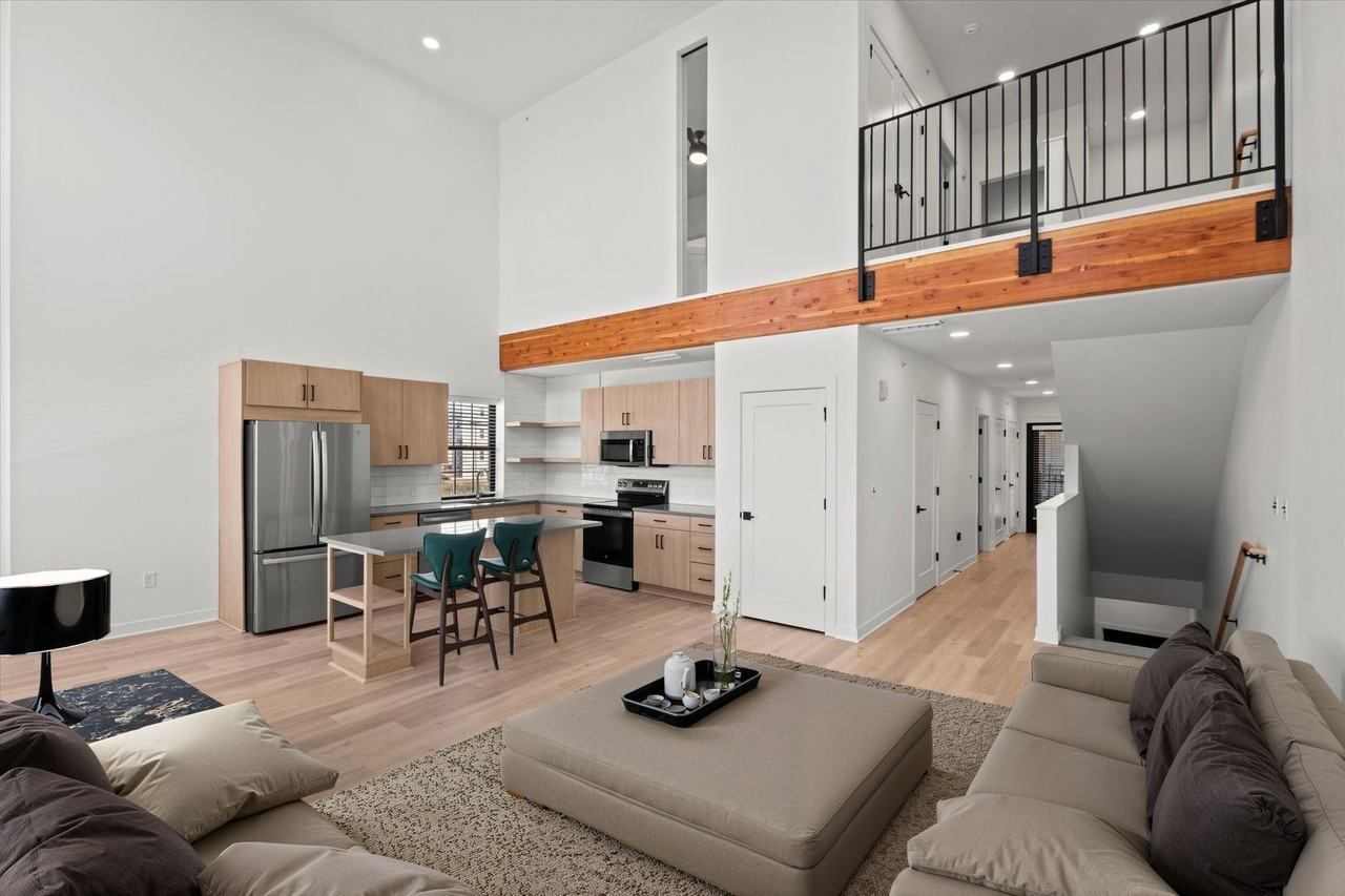 BLUME NKC - Photo 2 of 11