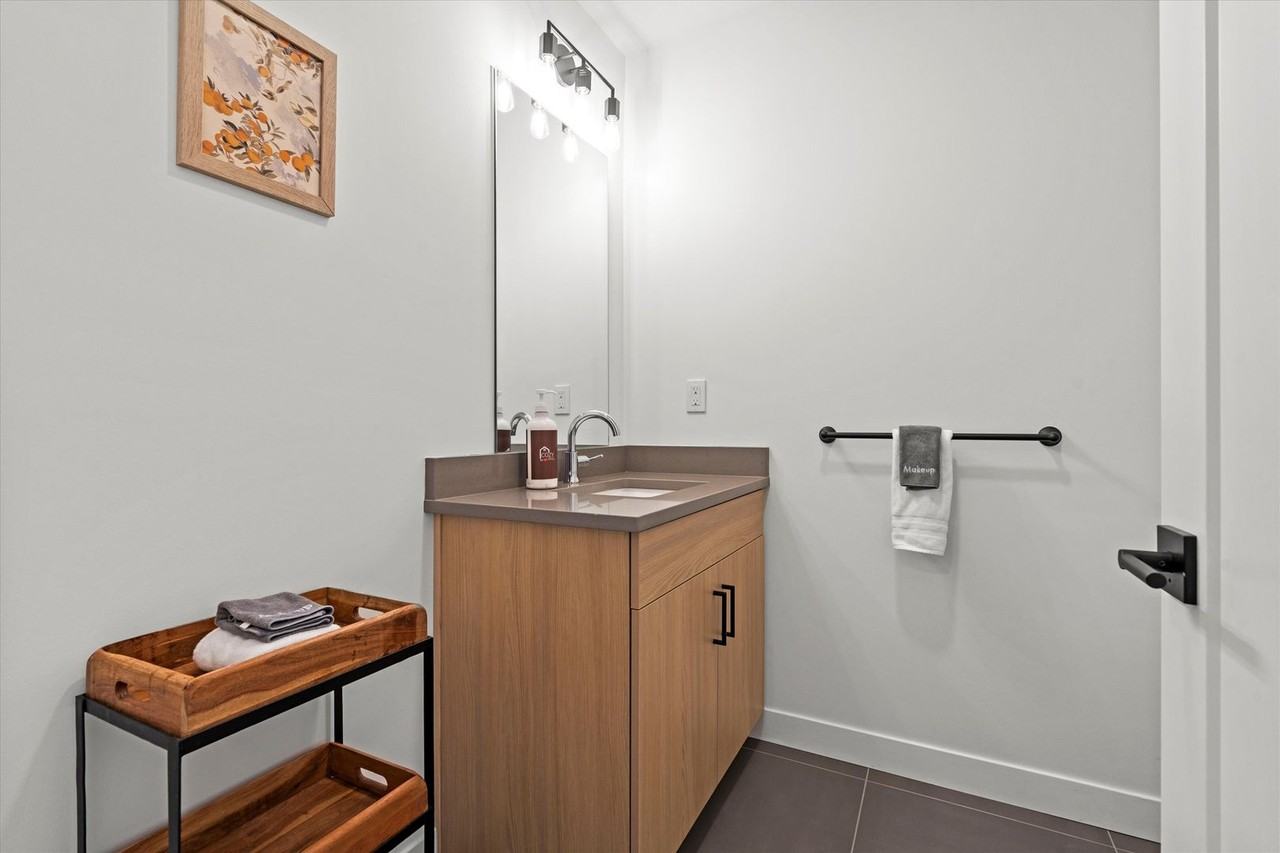 BLUME NKC - Photo 4 of 11