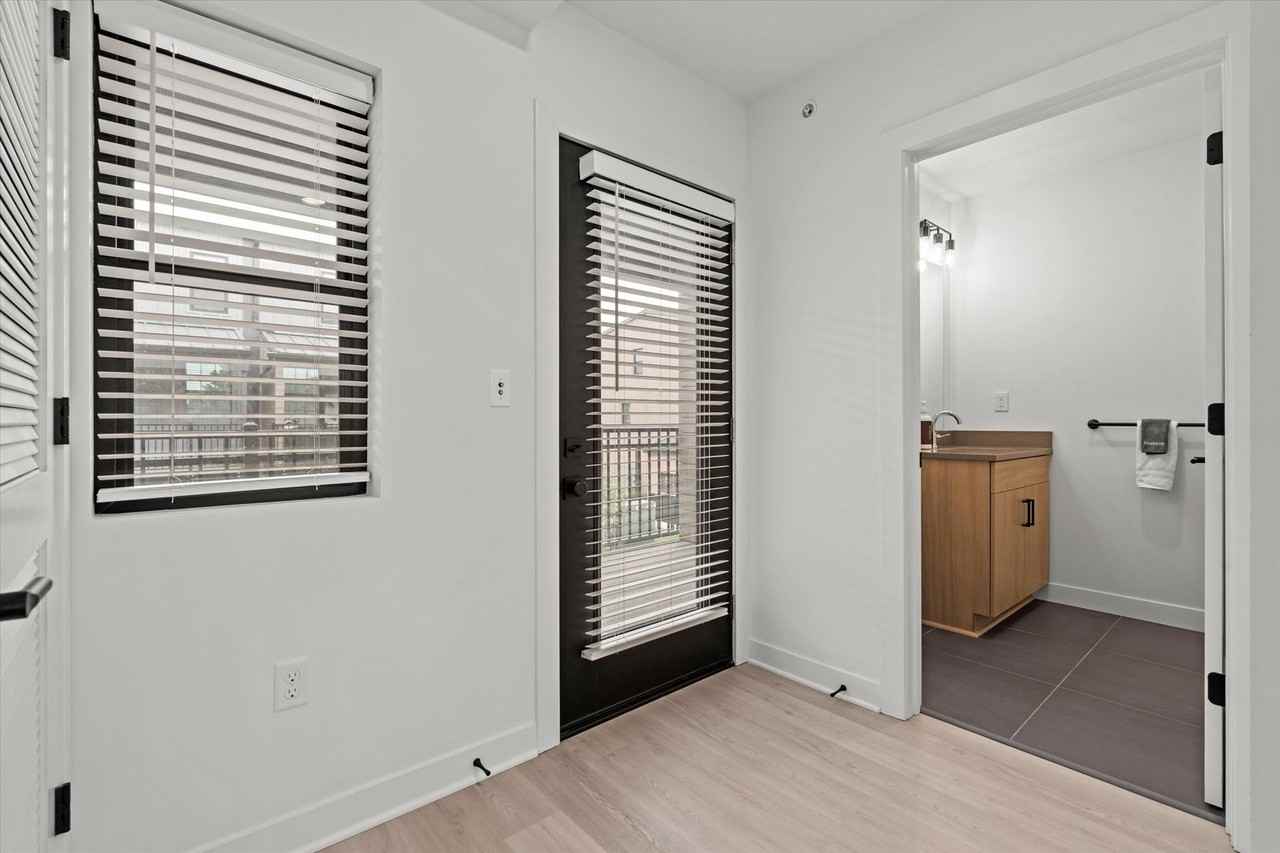 BLUME NKC - Photo 5 of 11