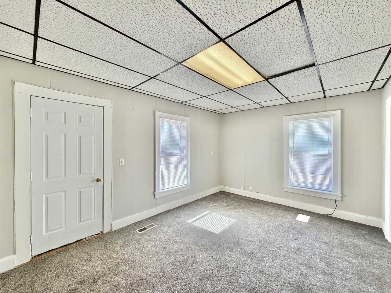 757 W Grand Ave #2 - Photo 2 of 15