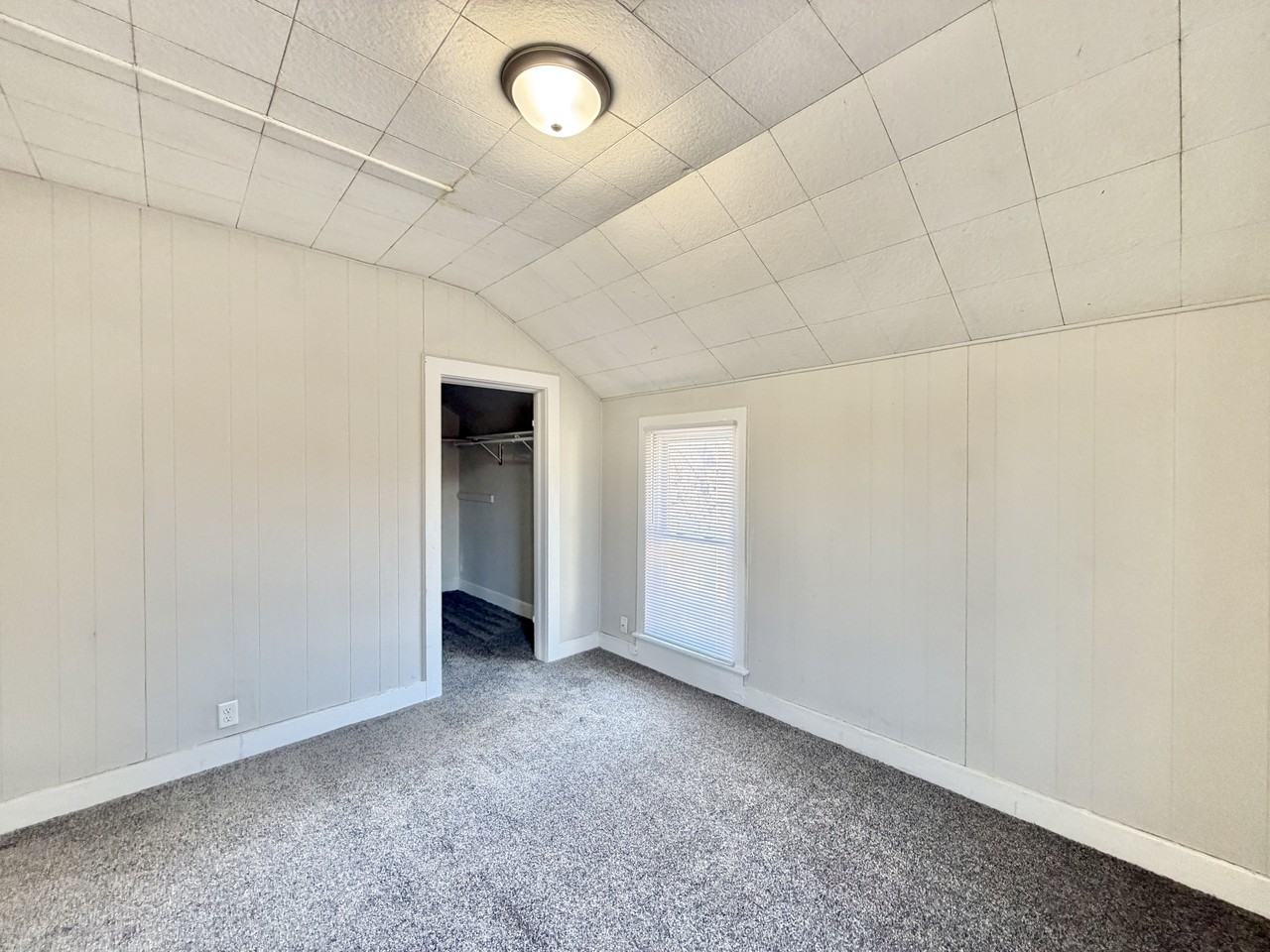 757 W Grand Ave #2 - Photo 6 of 15