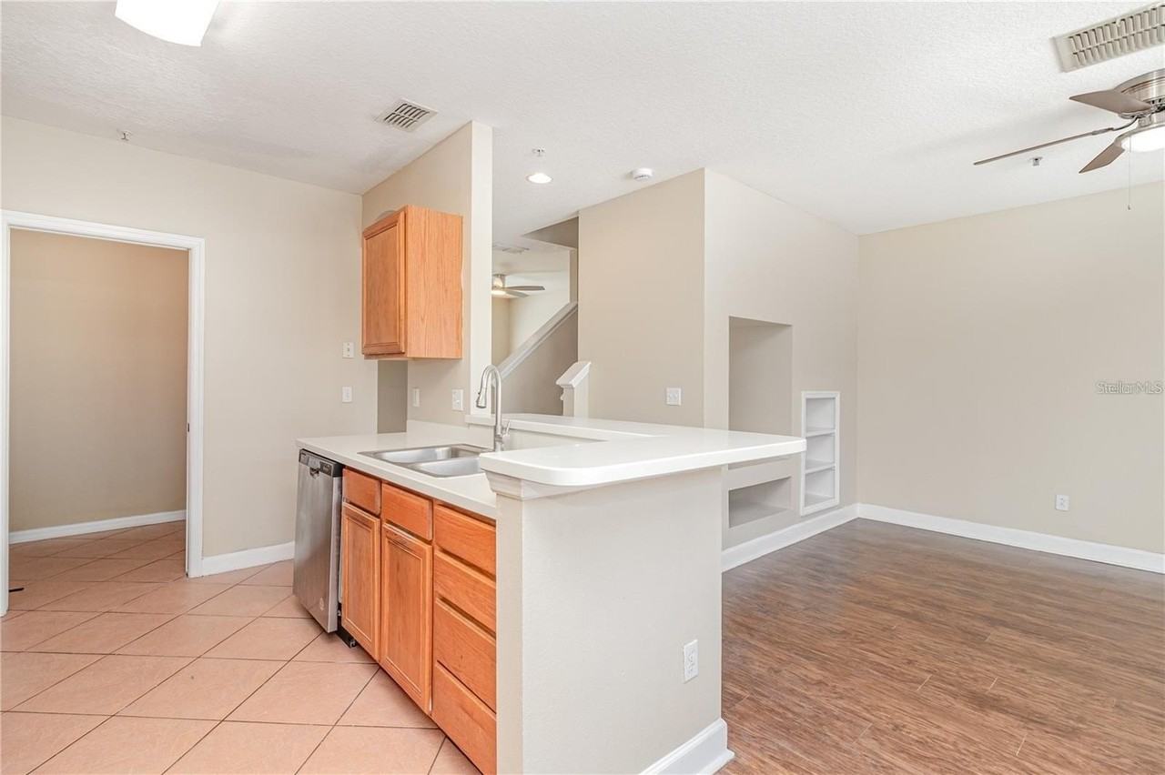 8517 Saratoga Inlet Dr - Photo 2 of 15