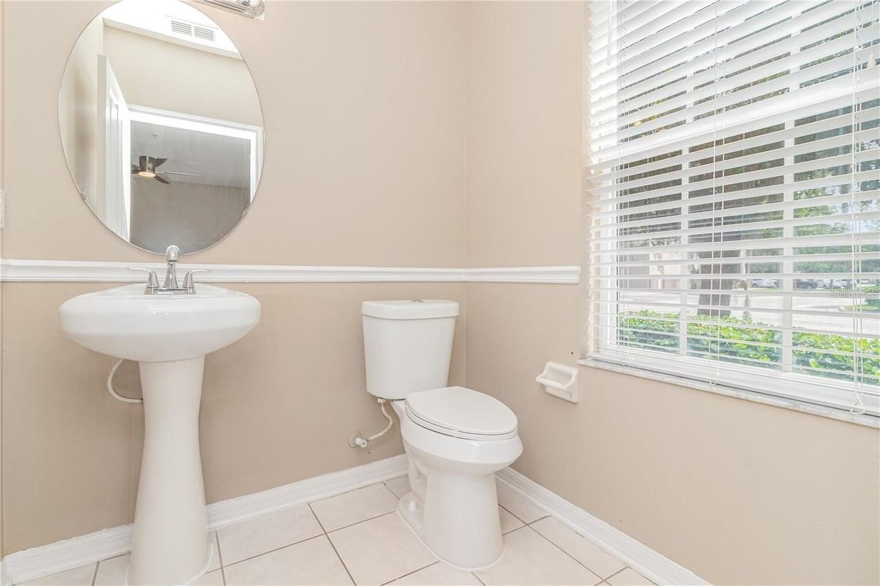 8517 Saratoga Inlet Dr - Photo 6 of 15