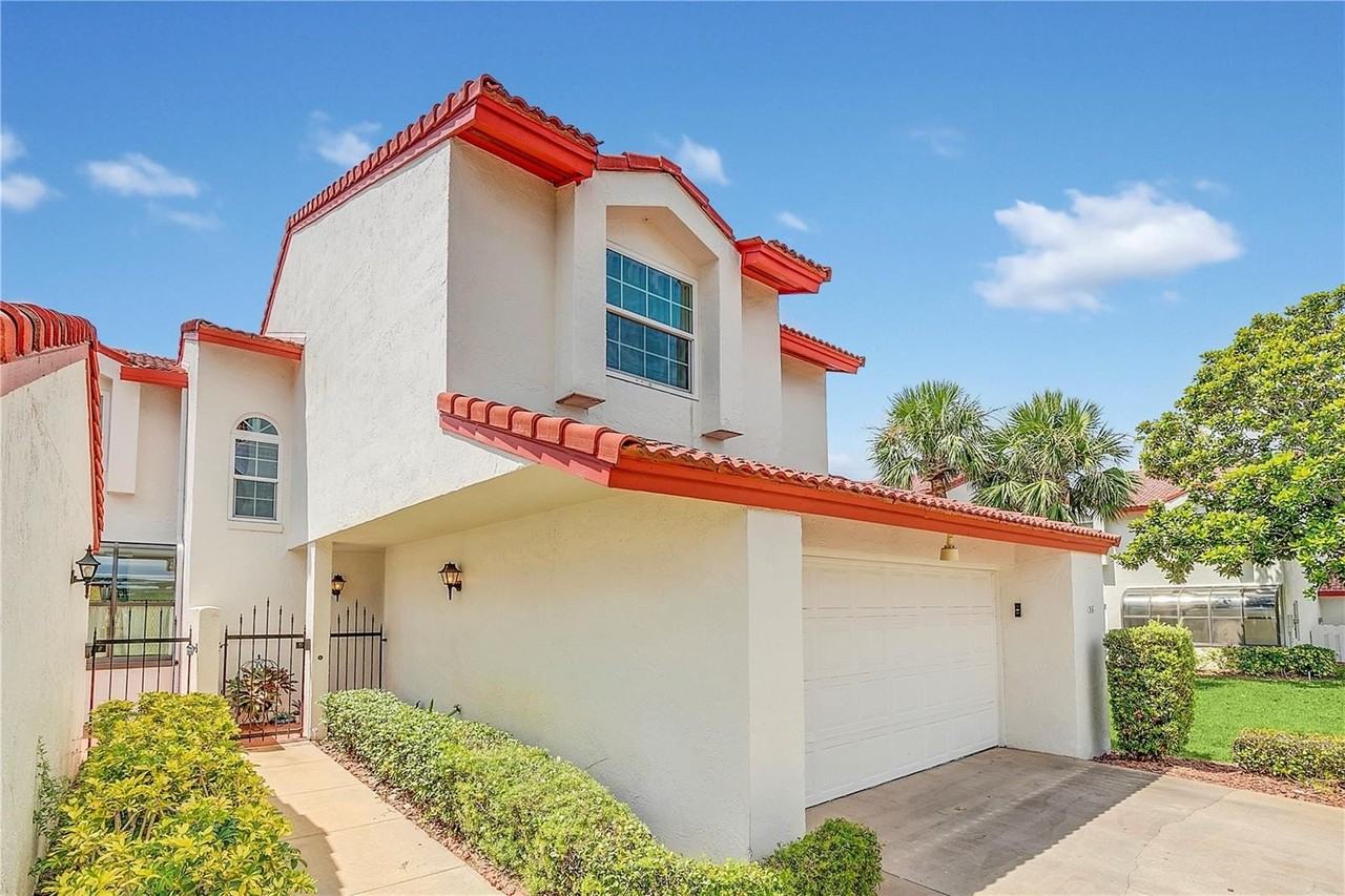 136 Florida Shores Blvd - Photo 2 of 27