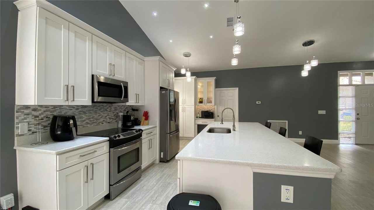 1516 Crosswind Cir #3 - Photo 5 of 20