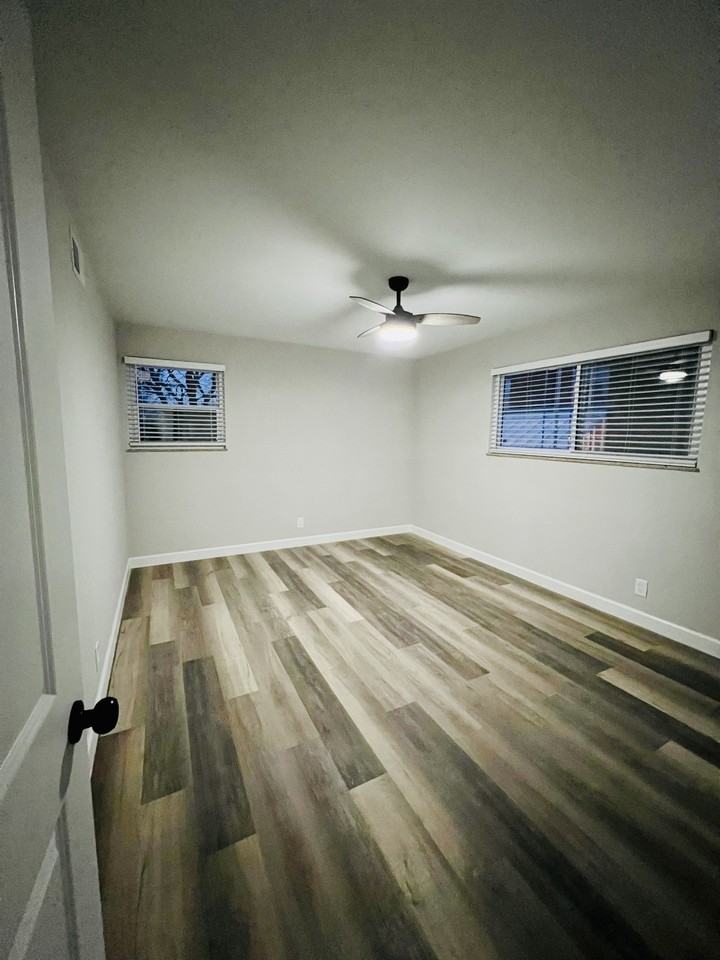 7851 Big Bend Blvd Apt 8 #7851-8 - Photo 5 of 10