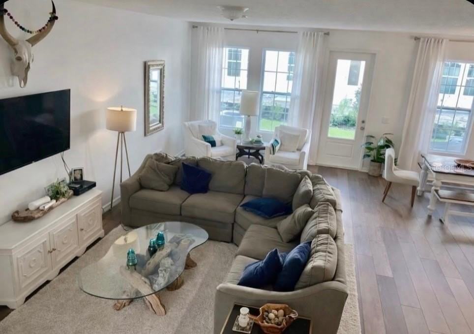 2583 Circolo Ln - Photo 2 of 14