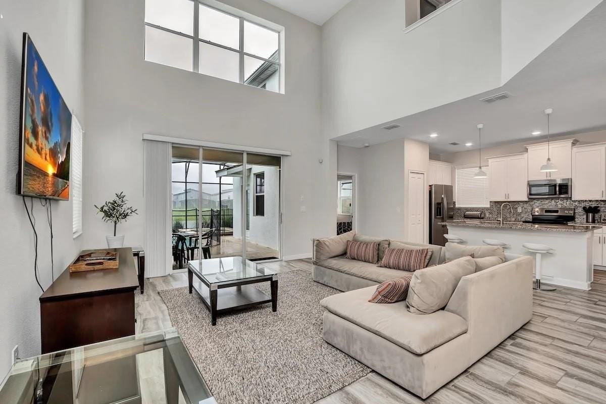 4769 Kings Castle Cir - Photo 2 of 42