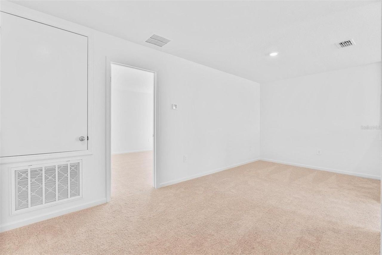 6424 Domizio Dr - Photo 7 of 36