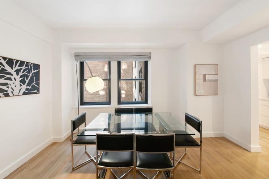 160 Central Park S - Photo 4 of 10