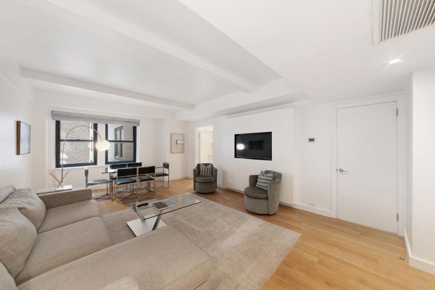 160 Central Park S - Photo 6 of 10