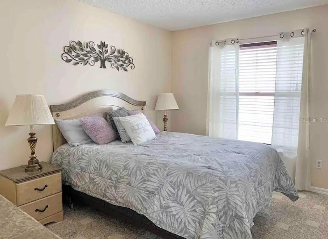 2916 Dickens Cir - Photo 4 of 14