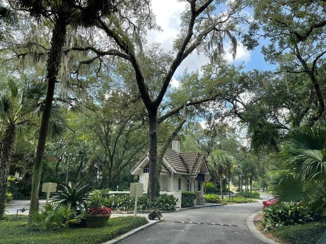 212 Crown Oaks Way #212 - Photo 2 of 15