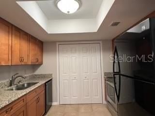 212 Crown Oaks Way #212 - Photo 5 of 15