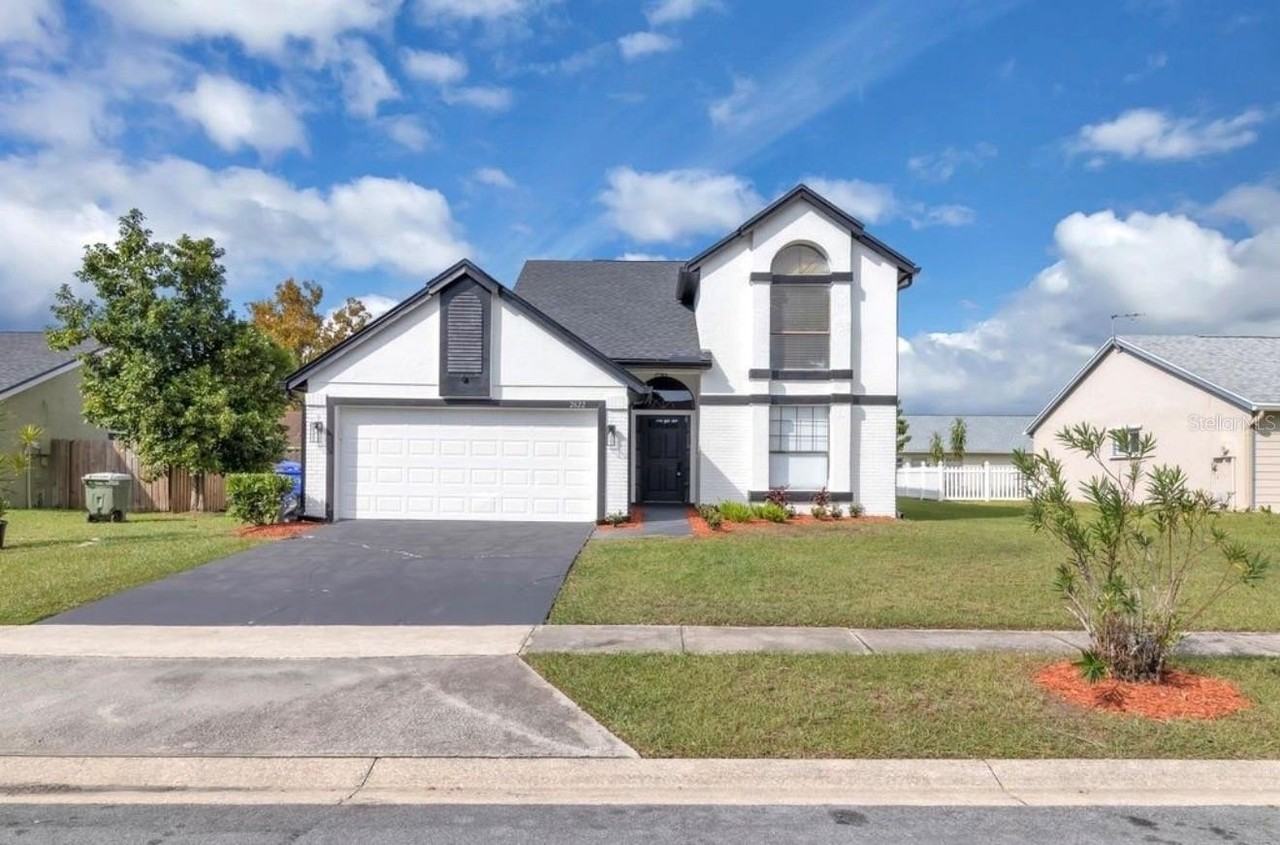 2622 Liz Ln - Photo 2 of 30