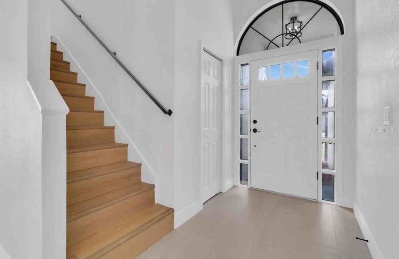 2622 Liz Ln - Photo 5 of 30