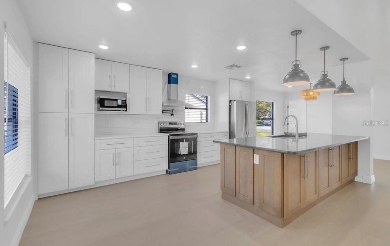 2622 Liz Ln - Photo 6 of 30