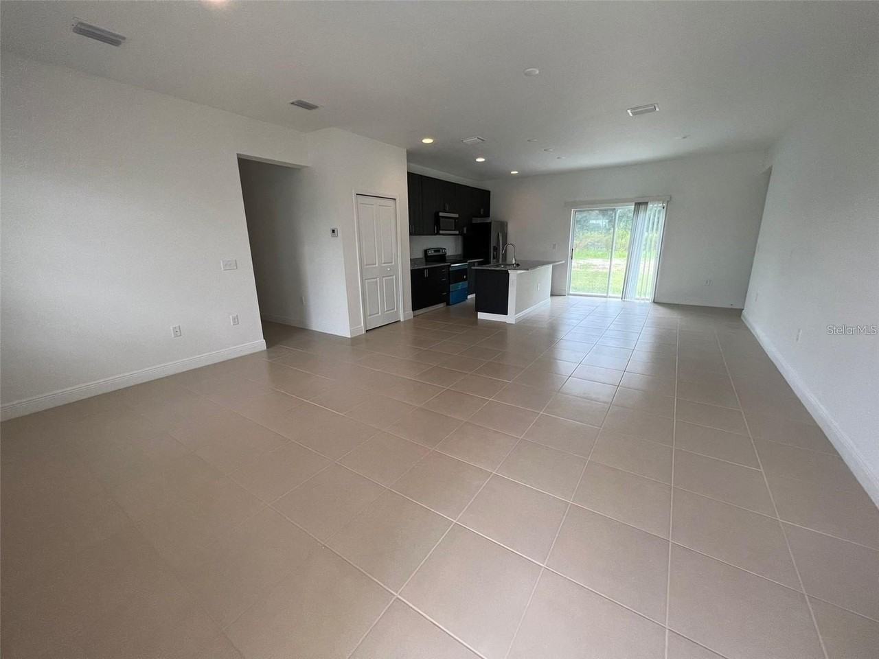 15087 Sw 51st Ter - Photo 2 of 14