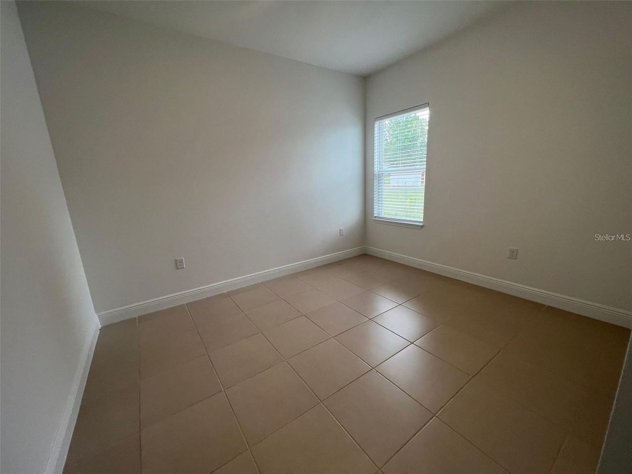 15087 Sw 51st Ter - Photo 7 of 14