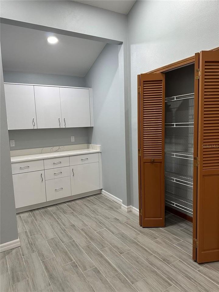 7427 Spring Villas Cir - Photo 4 of 22