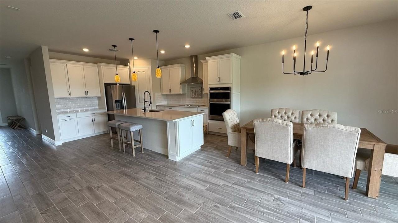 5681 Arborvista Dr - Photo 3 of 27