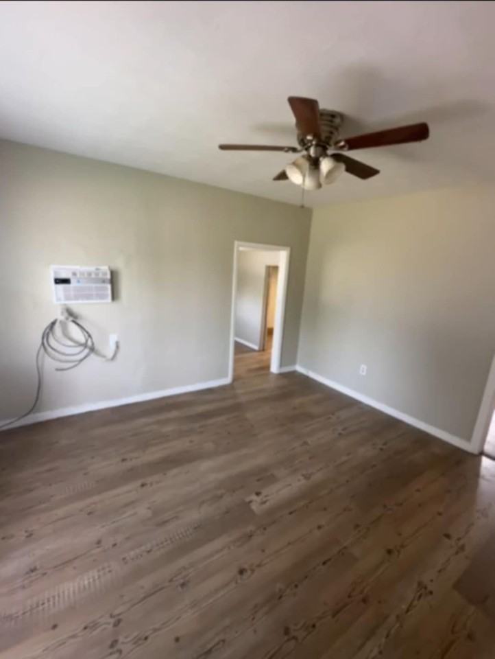 1010 N C St #1 - Photo 2 of 10