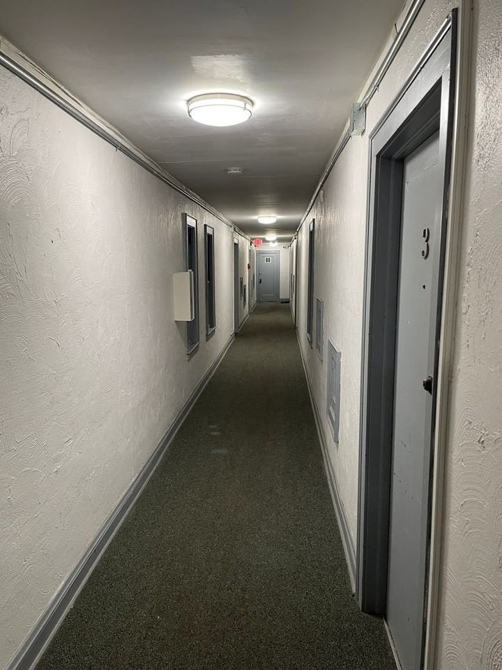 University Crossing II - Photo 3 of 12